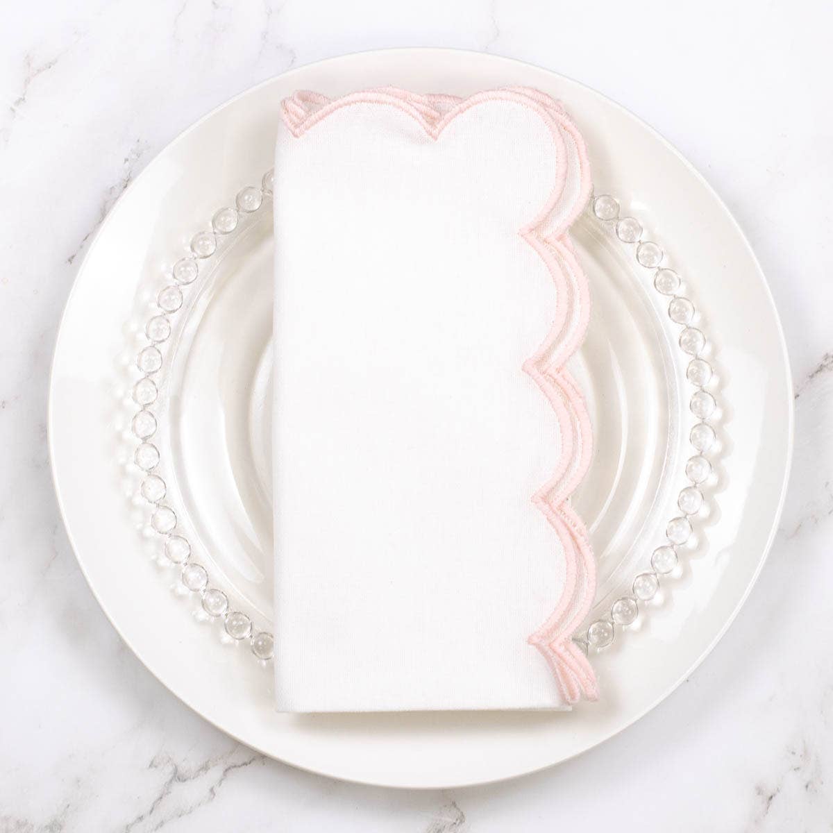 Scallop Napkin White/Pink - 18x18