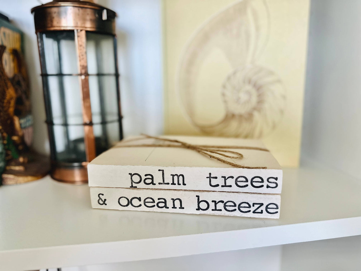 Palm trees & ocean breeze Book Stack
