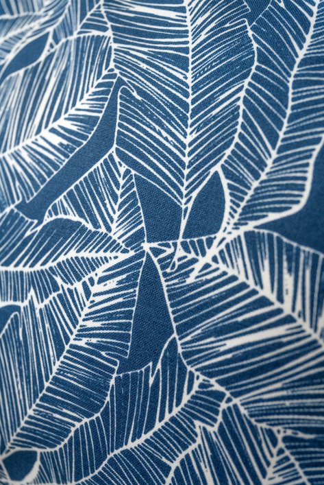 Navy Palm Indoor/Outdoor Pillow